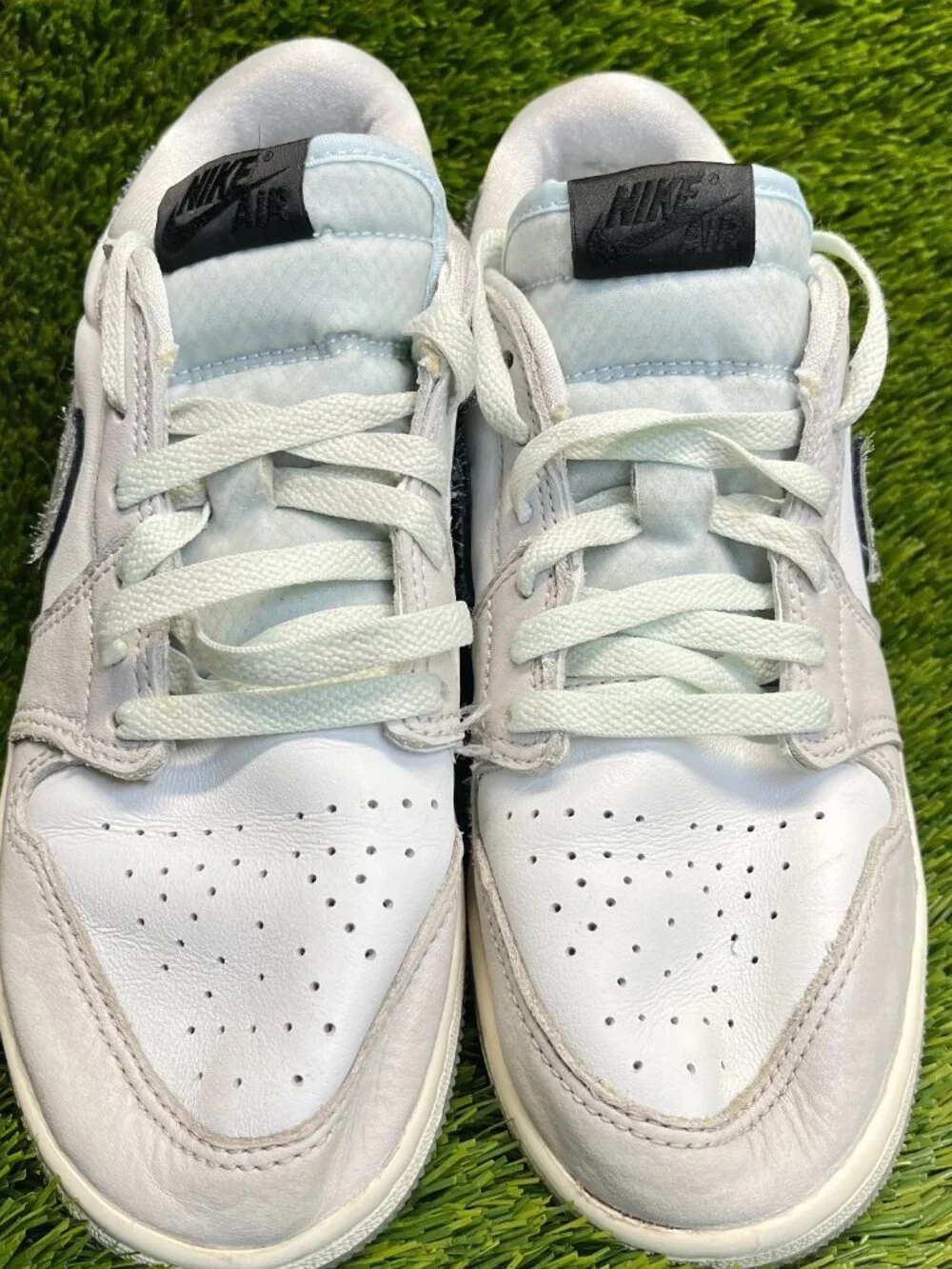 Nike Air Jordan 1 Retro Low OG Boys Size 6.5Y White Gray Athletic Shoes Sneakers